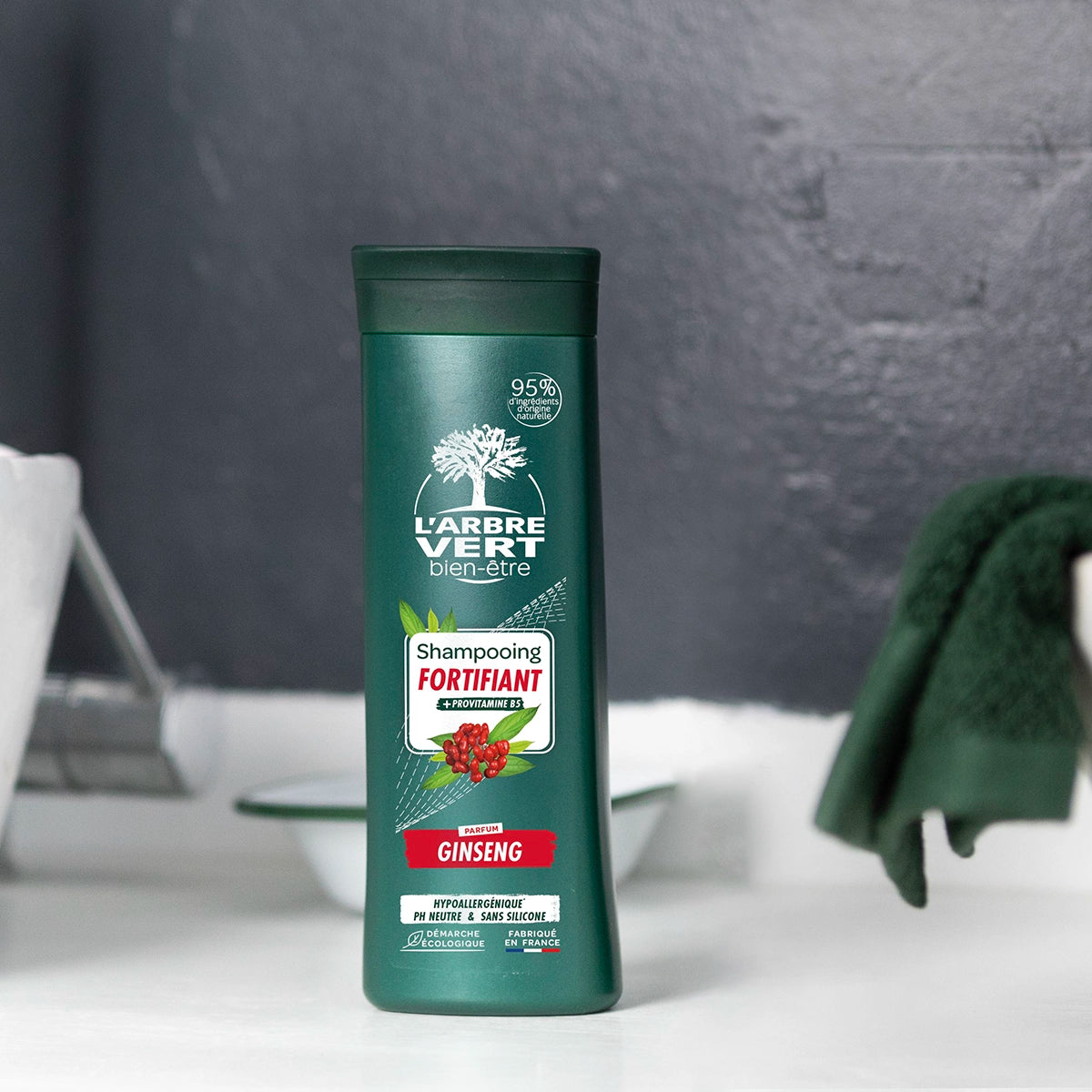 arbre-vert-shampooing-homme-fortifiant-provitamine-b5-250-ml image 2